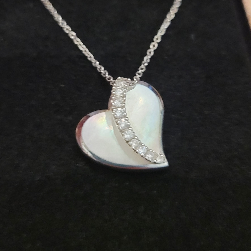 Na Hoku 14K White Gold Diamonds Mother of Pearl